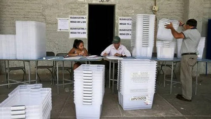 Caja Transparente 68 Lt Urna De Votación / Pack 3 Un.